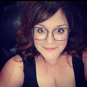 Meet your Posher, Caroline